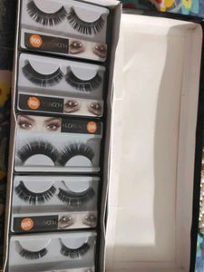 Eye Lash Of Hudabeauty One