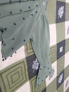 Silver Pearl Top