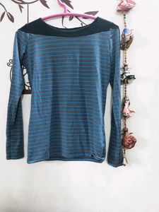Combo Offer  H&amp;m Brand New T Shirt And International Brand Trouser