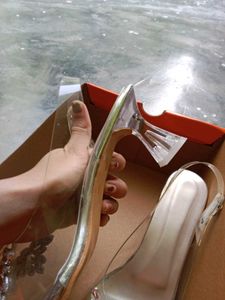 Sparkling Pointed Toe Heels