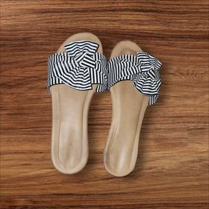 Korean Bow Sliders