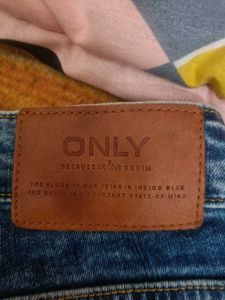 Stylish Blue Denim Jeans