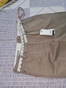 Classic Chino Trousers - Versatile Style