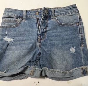 Gap Denim Shorts 7yrs (buy For 4-6 Yrs)