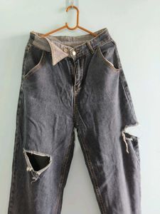 Distressed Wide Leg Jeans