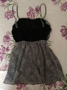 Chic Leopard Print Top