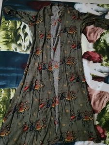 Unique Printed Ethnic crop top and shrug set