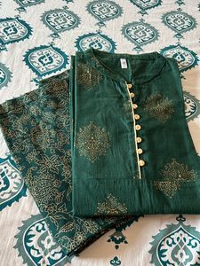 Green kurta set