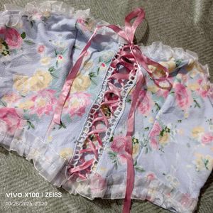 382510. Floral Lace-Up Tube Top