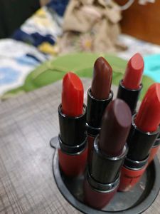 Assorted Lipstick Set
