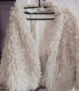 Furry Winter Cream Shrug