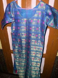 Elegant Brocade Kurta with Floral Print