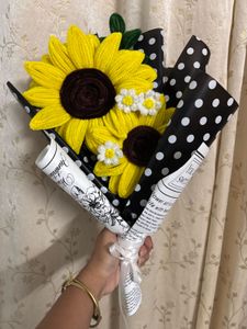 Aesthetic Pipe cleaner Sunflower and Lily Bouquet