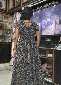 Flowy Floral Print Maxi Dress