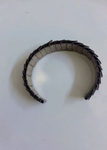 Unique Scale Design Bracelet