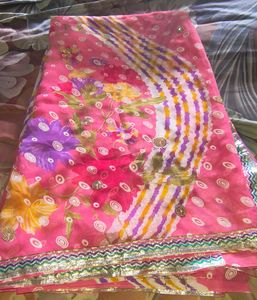 Beautiful Pink Floral Saree combo