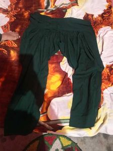 Elegant punjabi Green Embroidered Kurta Set
