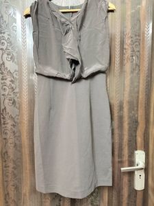 Elegant Grey Sheath Dress