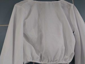 Chic White Twist Front Crop Top