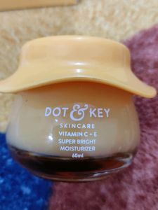 Dot And Key Vitamin C + E Super Bright Moisturiser And Serum Combo
