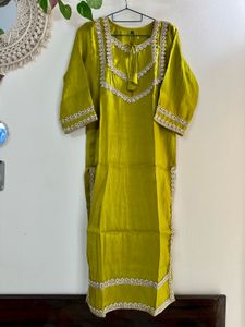 Mehndi Green japan silk embroidery suit pant Set