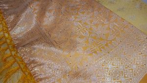 TWO SHADE PASTEL ZARI SAREE + FREE GIFT!