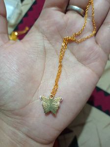 Chic Butterfly Pendant Necklace