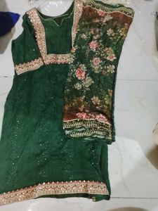 Embroidered Green Kurta size ( Xl )