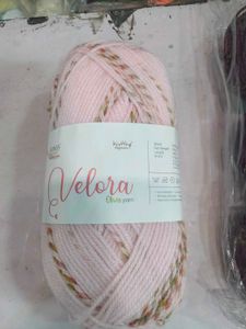 Velora Olivia Yarn - Pink Speckled