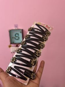 12 Decorative Hair Clips &amp; Bangles