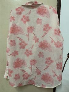 Chic Floral Print Button-Up Shirt