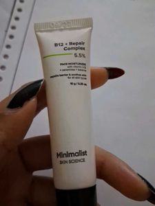 Minimalist B12 + Repair Complex Face Moisturizer