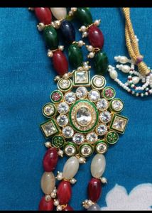 Ethnic kundan set