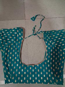Chic Chevron Print Saree