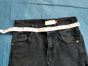 Black Skinny Fit Jeans