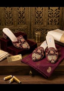 Embroidered Punjabi Jutti Style Mules