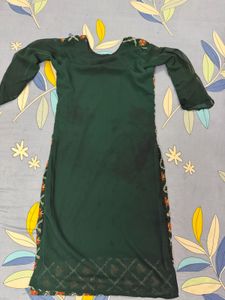 Elegant Green Embroidered Kurta Set