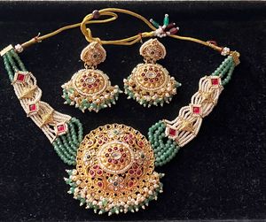Elegant Necklace set