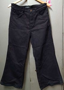 Set of Tank Top &amp; Jeans