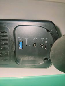 F&amp;D Speaker W40 . Like New . Good Condition.
