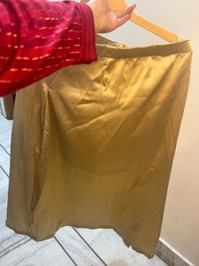 Chic satin maxi skirt