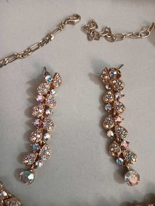 orange necklace with earning