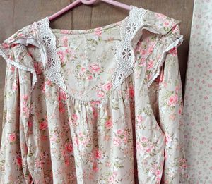 Charming Floral Print Pajama Set