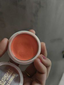 Insight Blusher - Essentials!