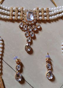 Elegant Pearl Bridal Jewellery Set