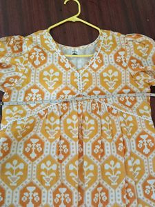 Yellow &amp; White Printed Cotton top