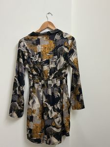 Abstract Print V-Neck Midi Dress