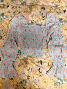 Blue Floral Puff Sleeve Top