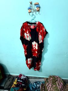 Floral Print Flowy Top