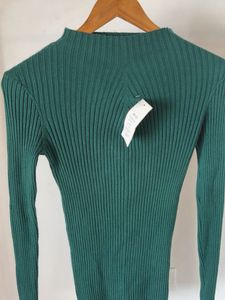 Green Ribbed Mock Neck Sweater